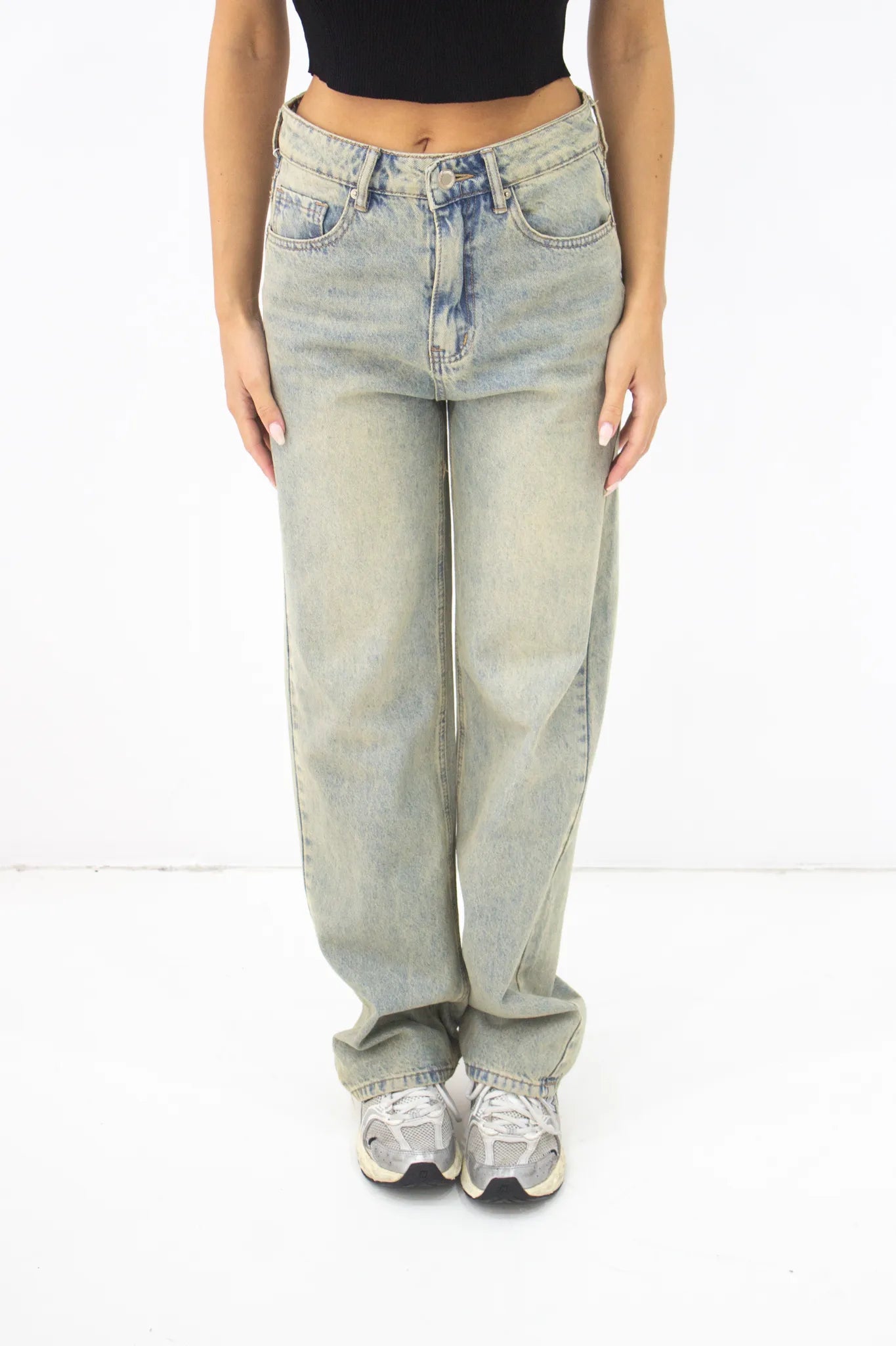 Amainu straight leg jeans