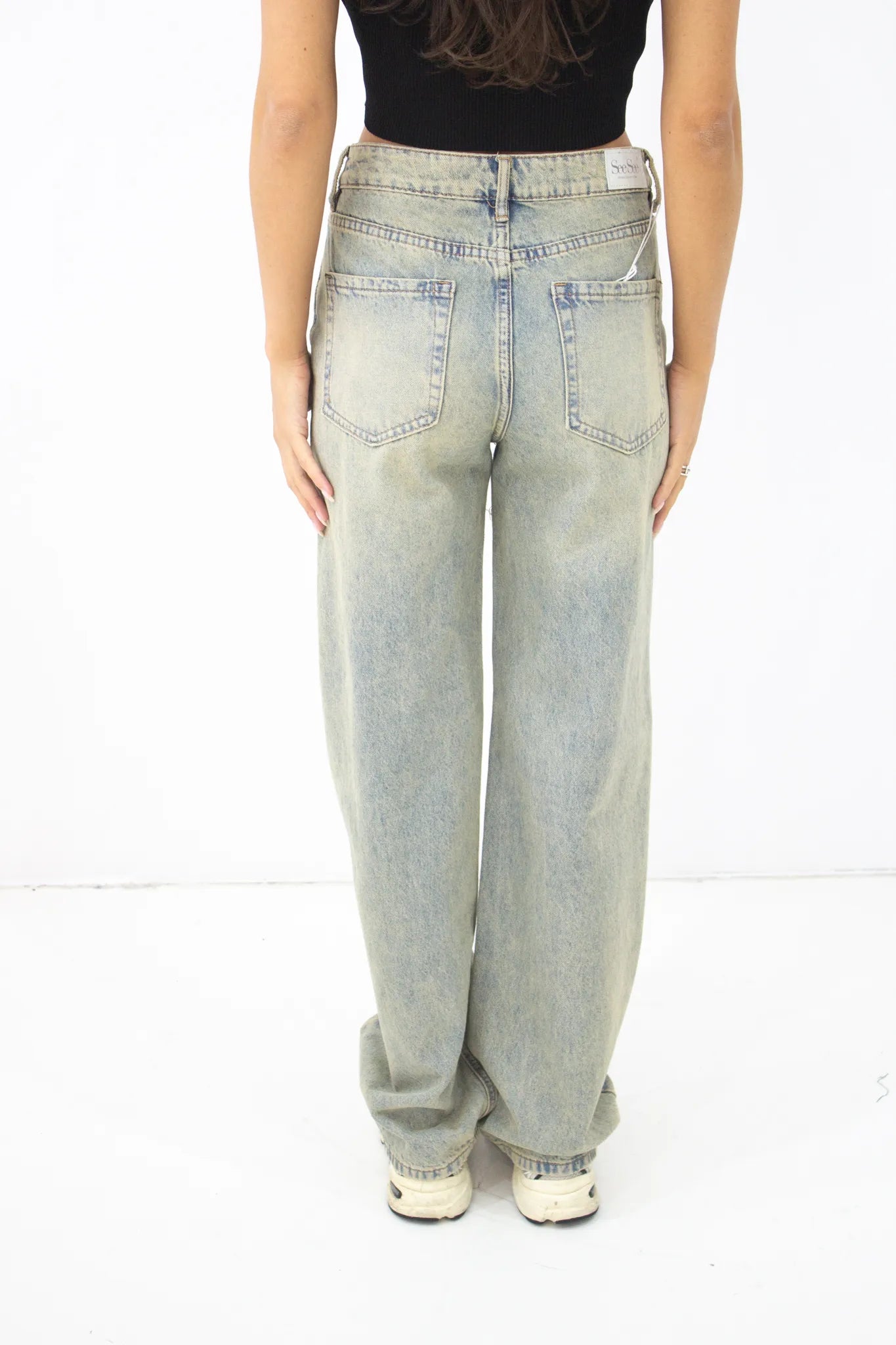Amainu straight leg jeans